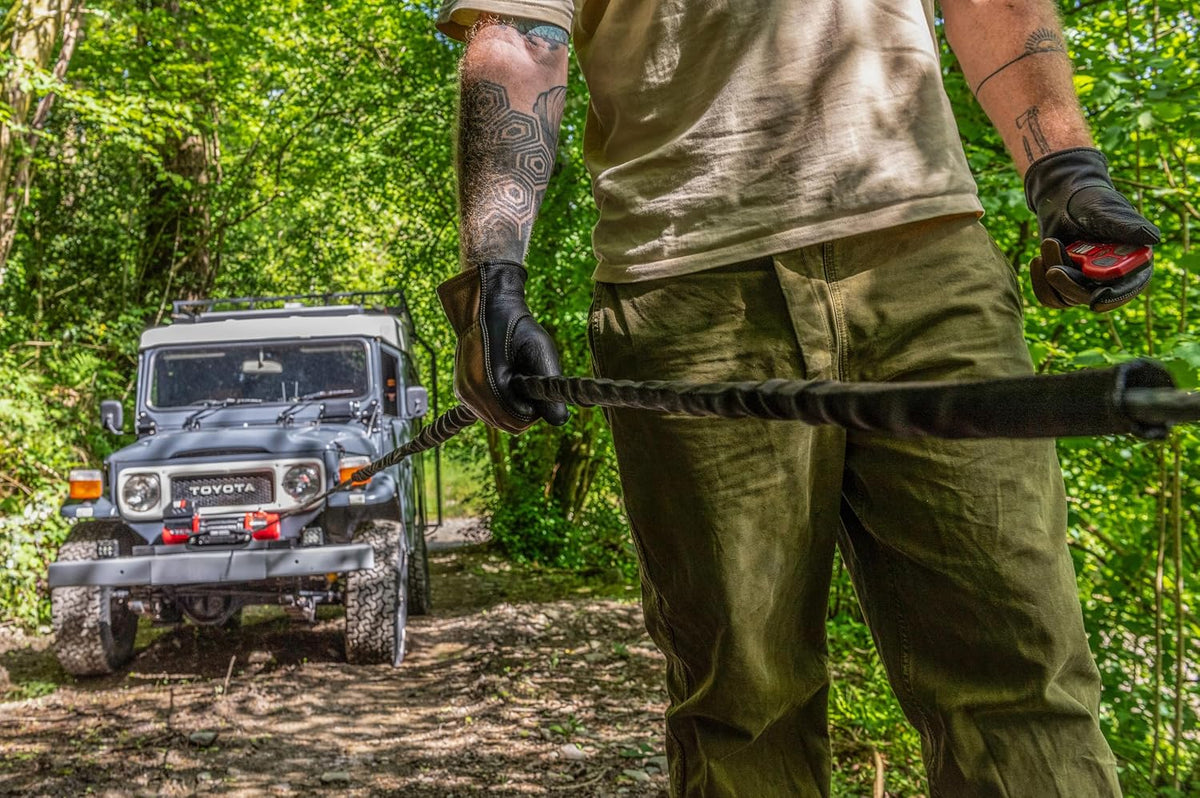 Stealth Winches 13500lb 12v Electric Winch with Synthetic Rope