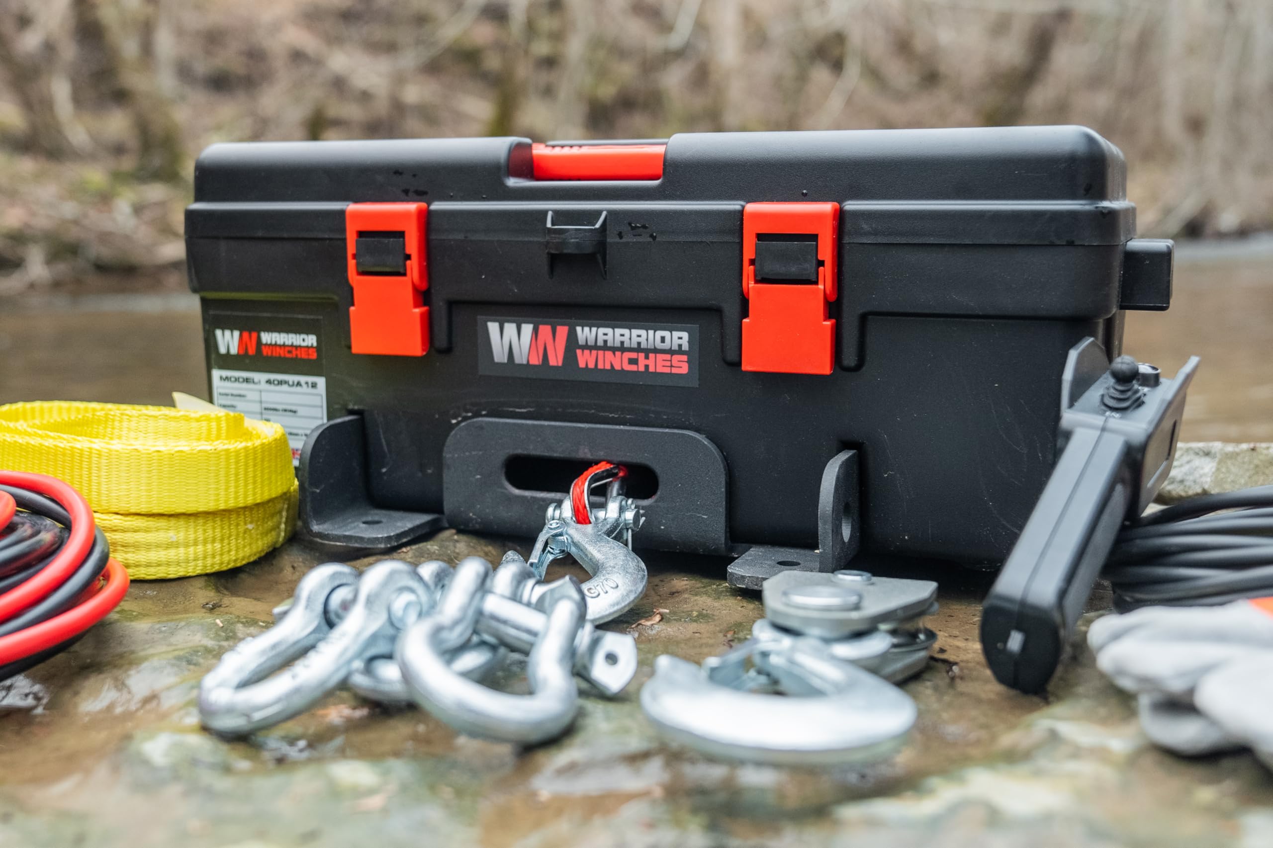Warrior Trojan 4000lb Portable 12v Electric Winch with Synthetic Rope