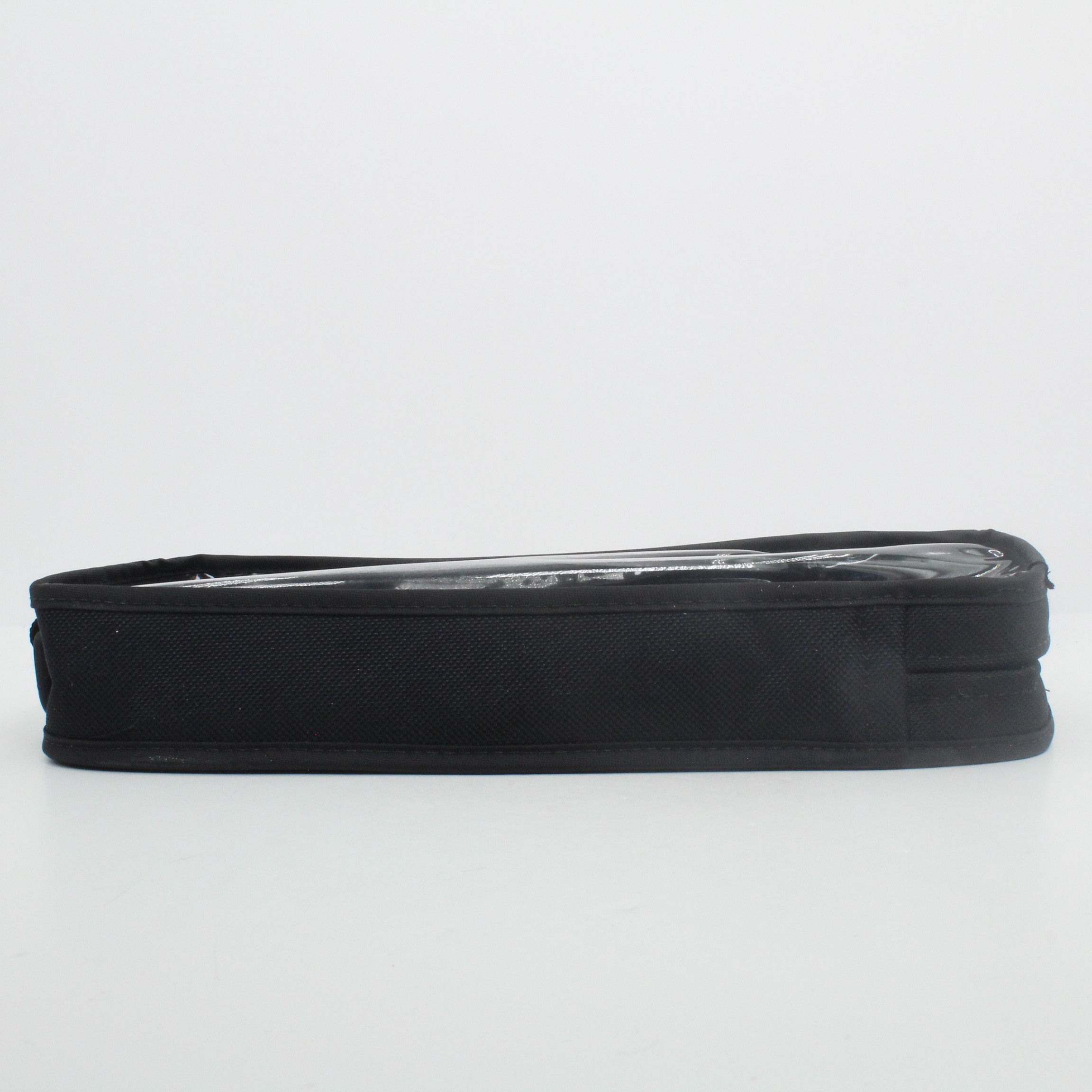 Lodar AC9807 fabric case low side profile showing slim depth and zip